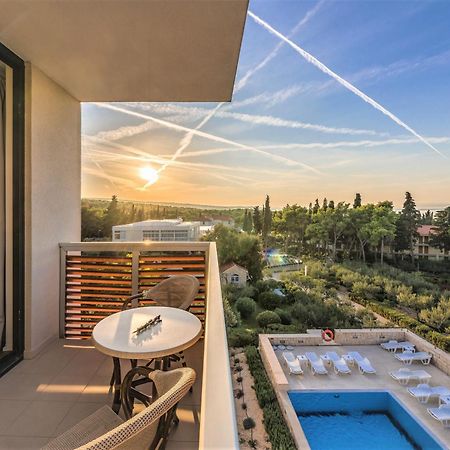 Aminess Vival Velaris Resort Supetar Dış mekan fotoğraf