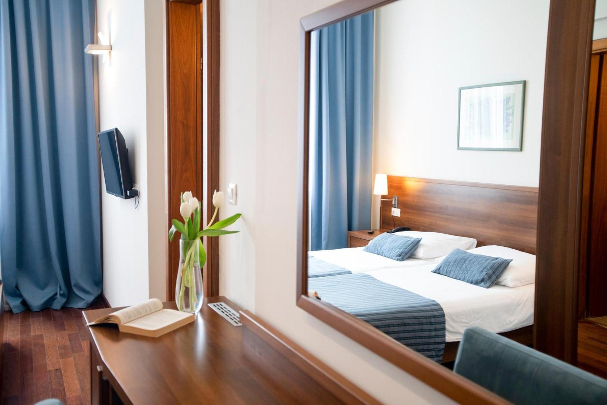 Aminess Vival Velaris Resort Supetar Dış mekan fotoğraf