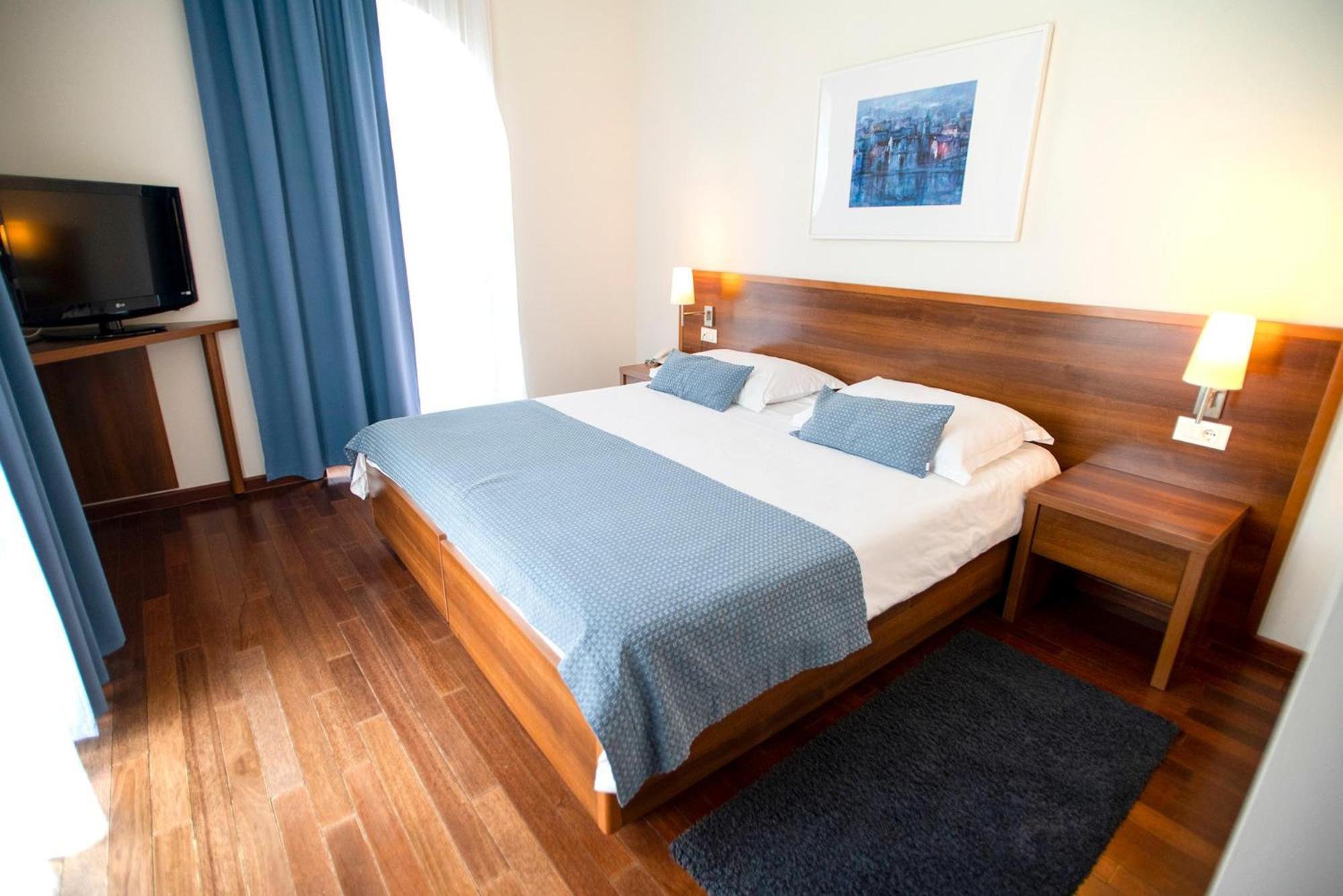 Aminess Vival Velaris Resort Supetar Dış mekan fotoğraf