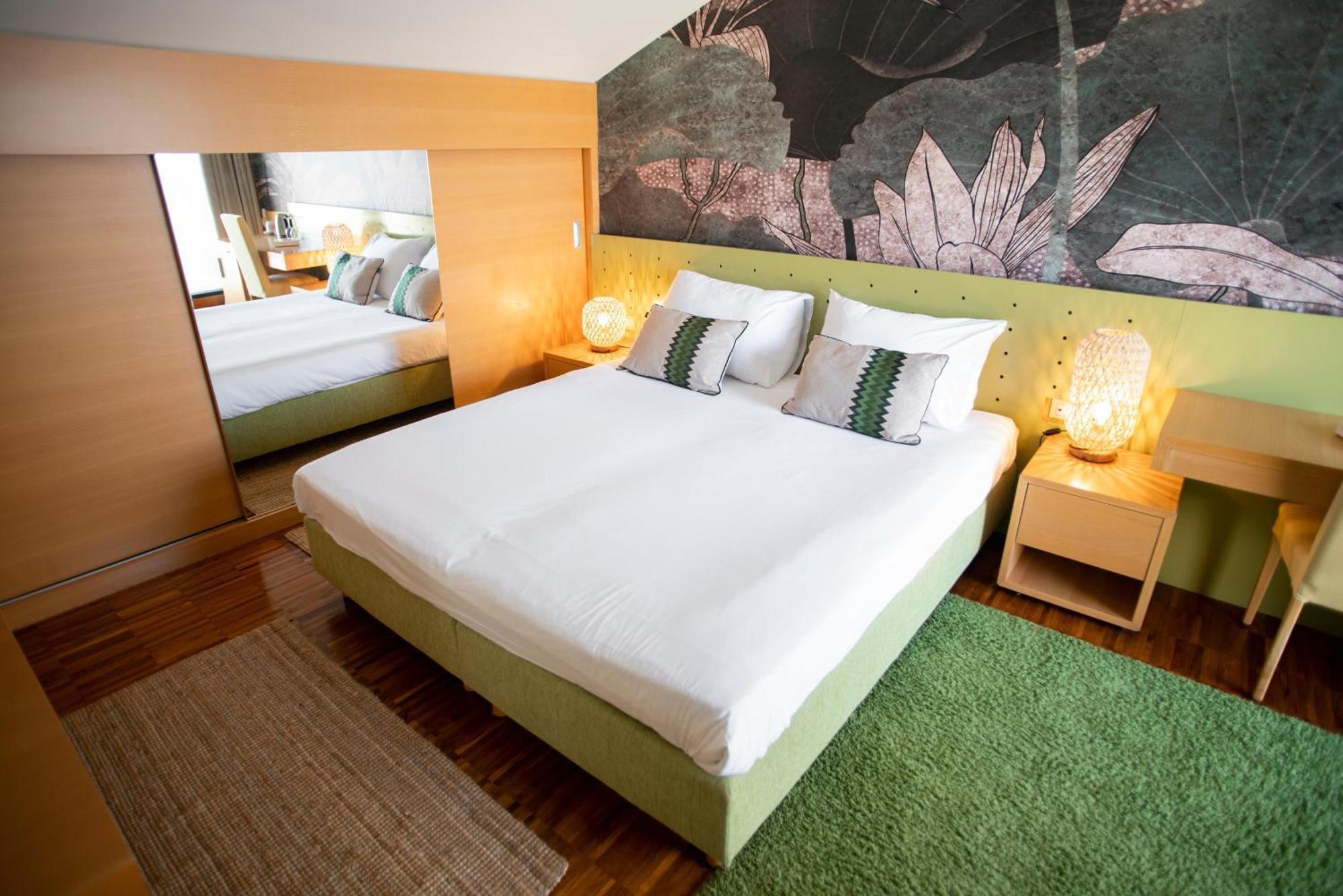Aminess Vival Velaris Resort Supetar Dış mekan fotoğraf