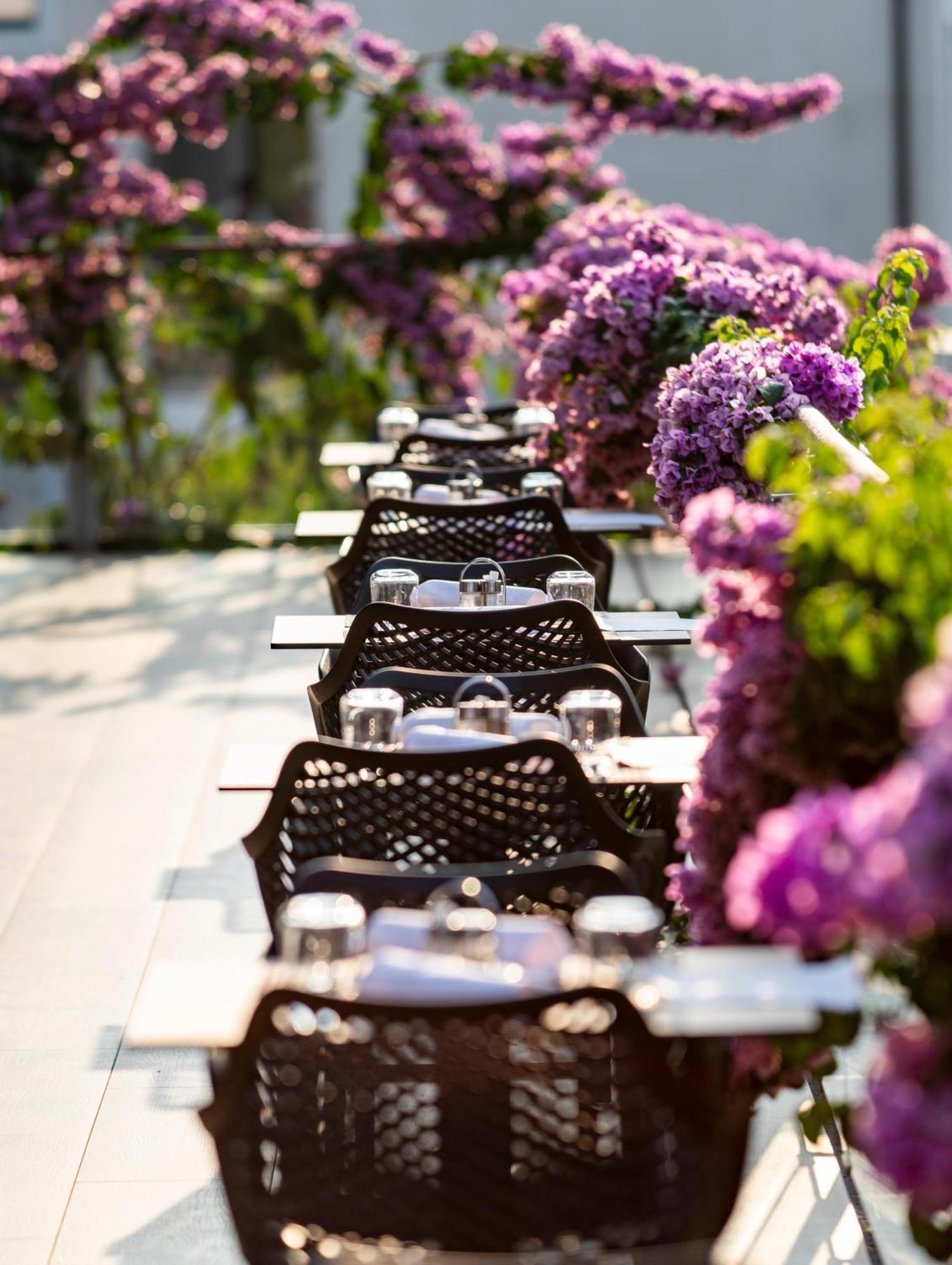 Aminess Vival Velaris Resort Supetar Dış mekan fotoğraf