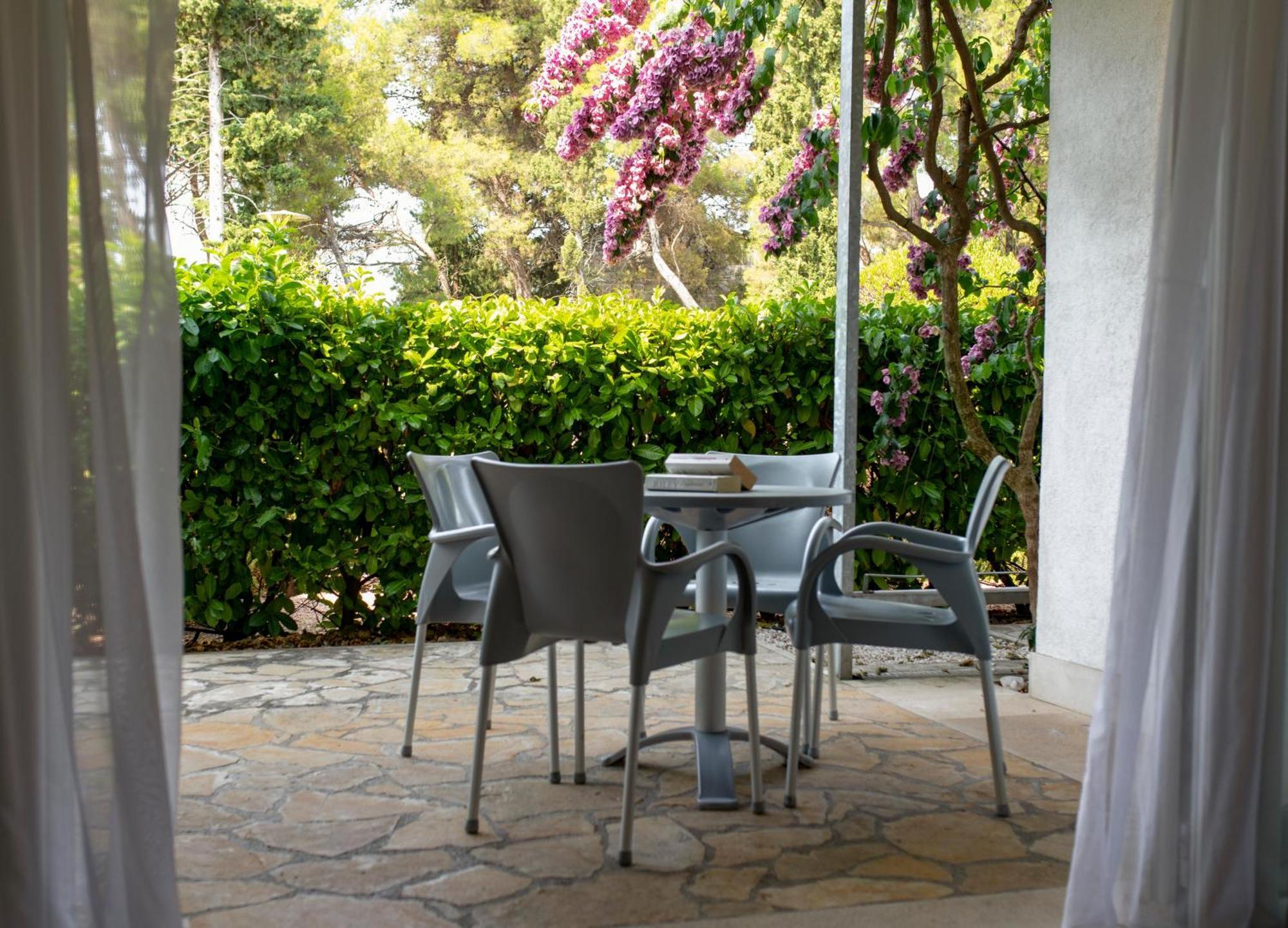 Aminess Vival Velaris Resort Supetar Dış mekan fotoğraf