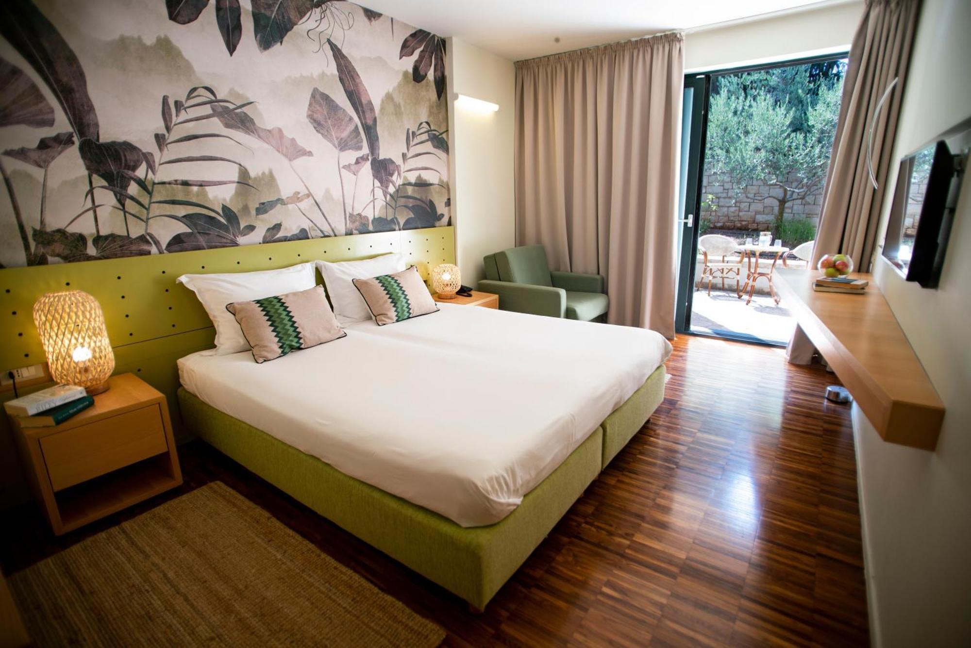 Aminess Vival Velaris Resort Supetar Dış mekan fotoğraf