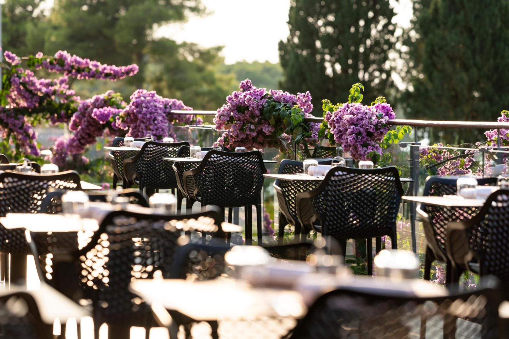 Aminess Vival Velaris Resort Supetar Dış mekan fotoğraf